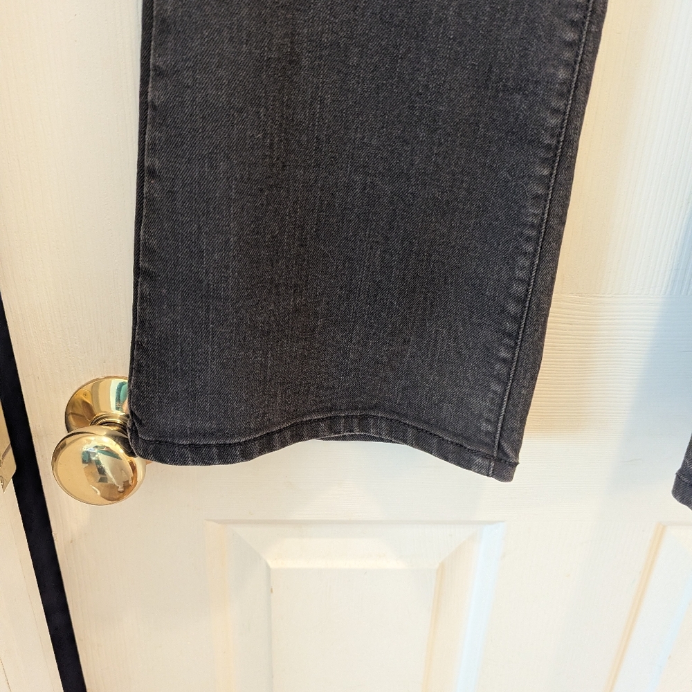 Banana Republic Limited Edition Black Flare Leg Petite Denim Jeans Sz 29/8P GUC - Picture 6 of 15